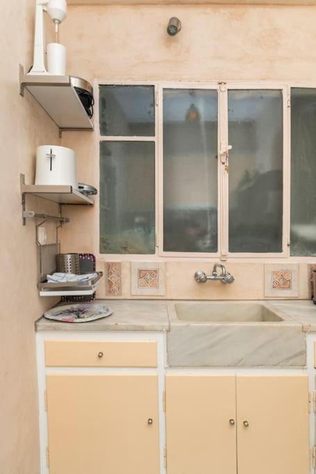 Openair Hot Tub/Big Balcony/Great Boutique Apt Atena Exterior foto