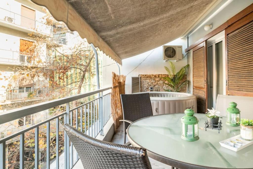 Openair Hot Tub/Big Balcony/Great Boutique Apt Atena Exterior foto
